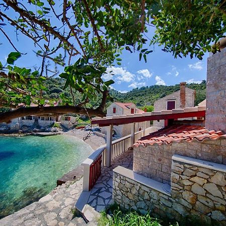 Villa Silente Okljucna Buitenkant foto